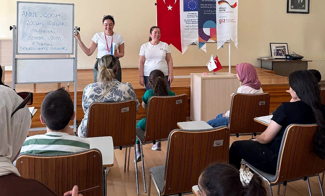 Çocuk Hakları Semineri - SEVKAR Vakfı